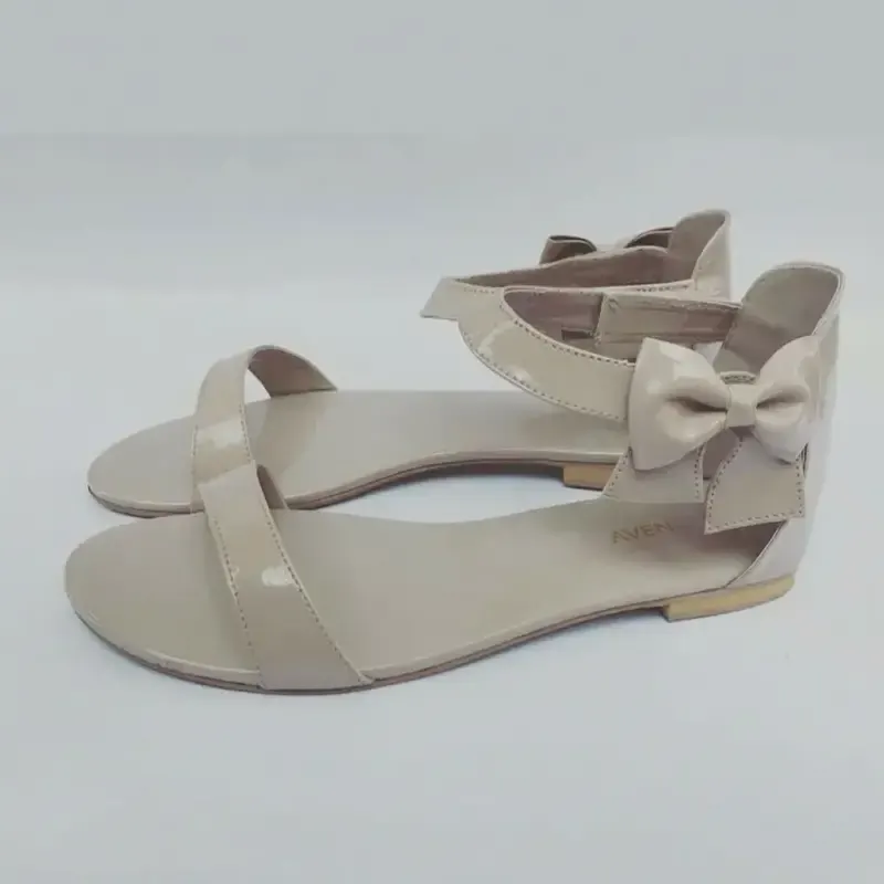 Bow Sandals — Beige