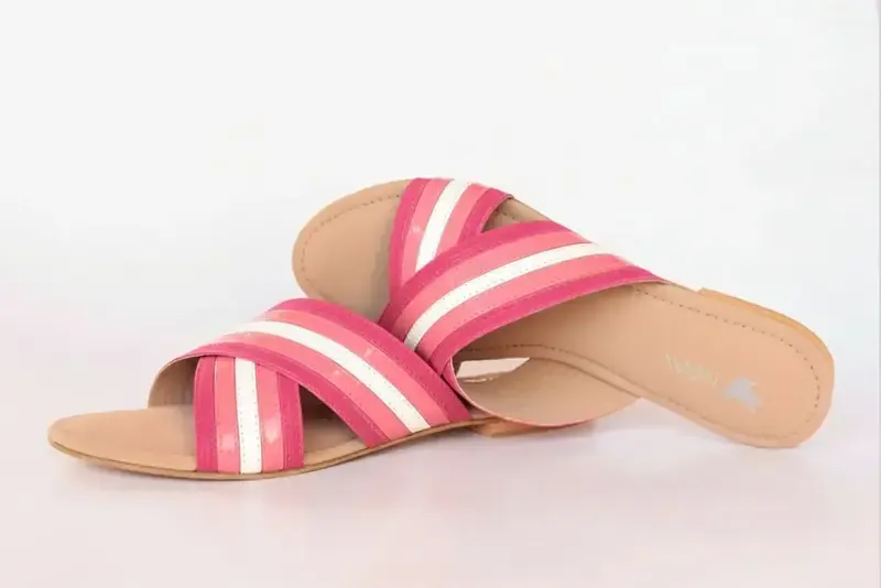 Criss-cross Slides — Pink