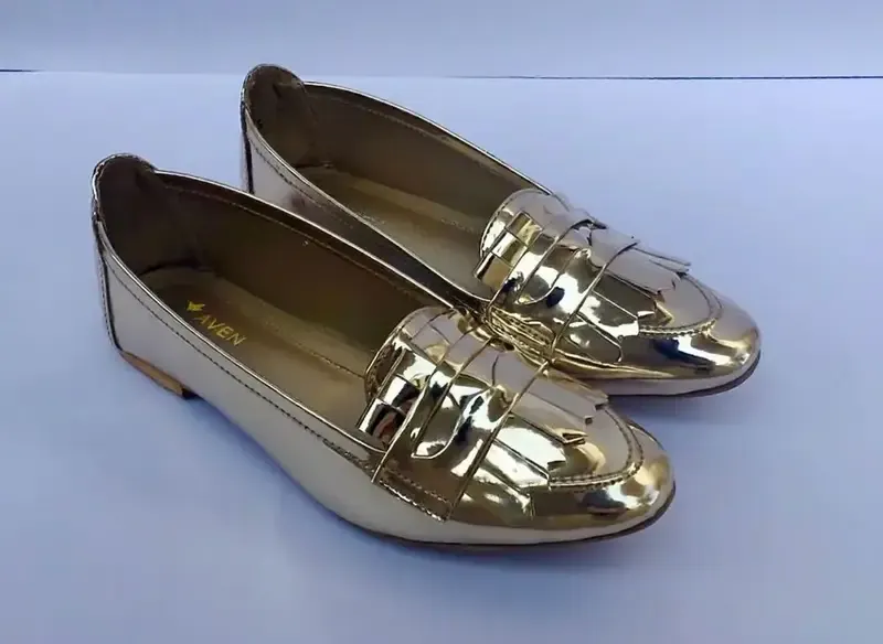 Loafers — Gold