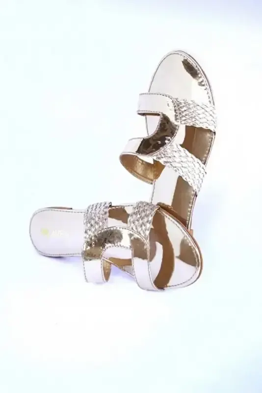 Plaited Slides — Gold
