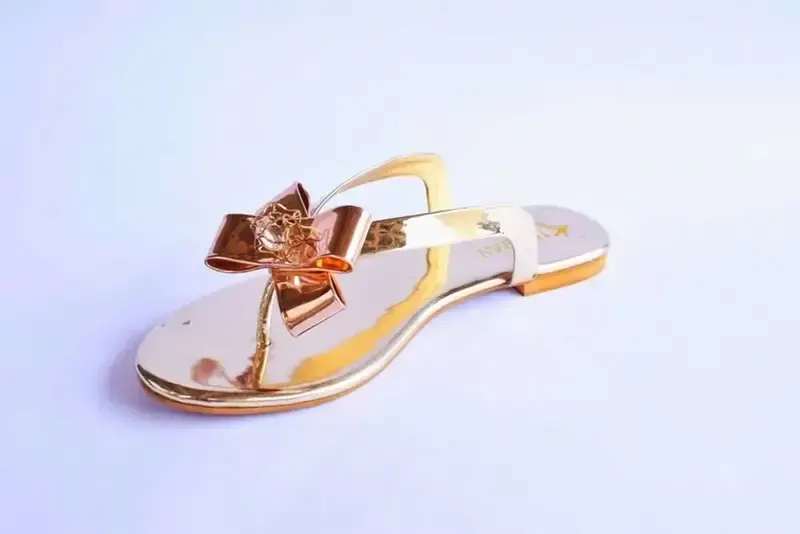 Flip Flops — Gold