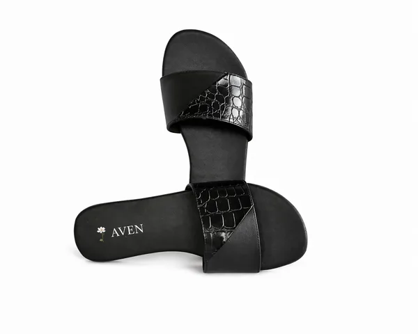 Oliver Slides — Black
